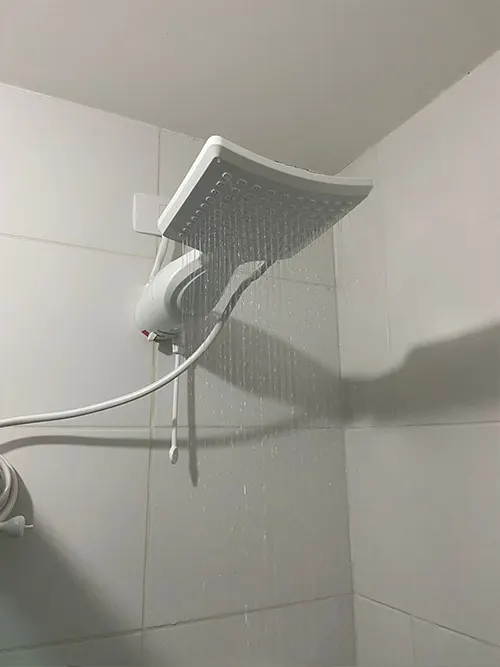 instalaçao-de-chuveiro-lorenzetti-shower-multitemperaturas